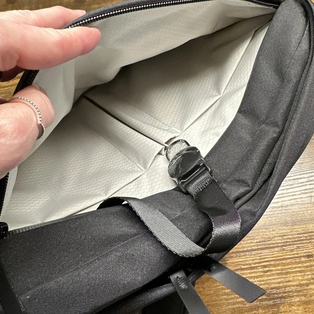NEW Alpaka Metro Backpack 12L Black Axoflux 300D Laptop Bag Travel School NWT